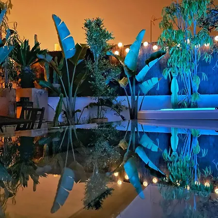 Alameda Modern Art House With Outdoor Jacuzzi In Roof Seville