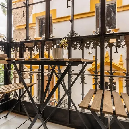 Dux Veragua Centro Apartment Seville