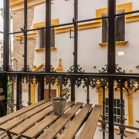 Dux Veragua Centro Seville