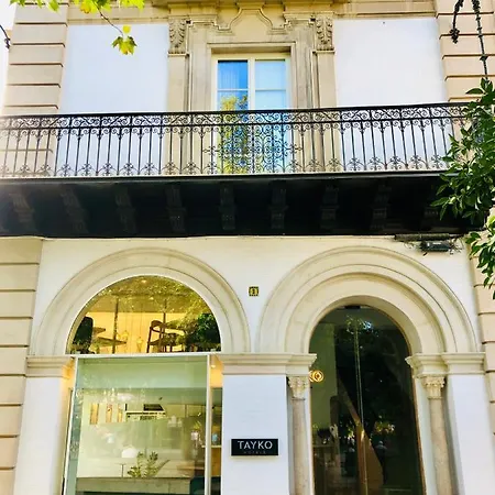 Hotel Tayko 4*