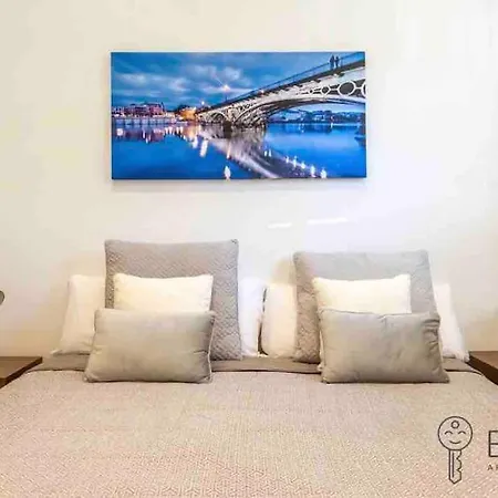Luxury Centro -triana Apartment *