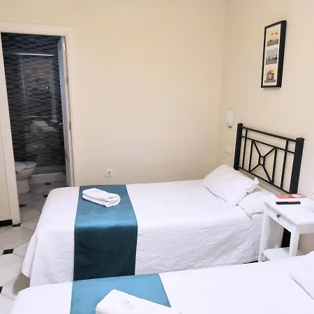 Casa de hóspedes Perez Montilla 2*