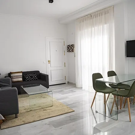 Abad Gordillo Apartment