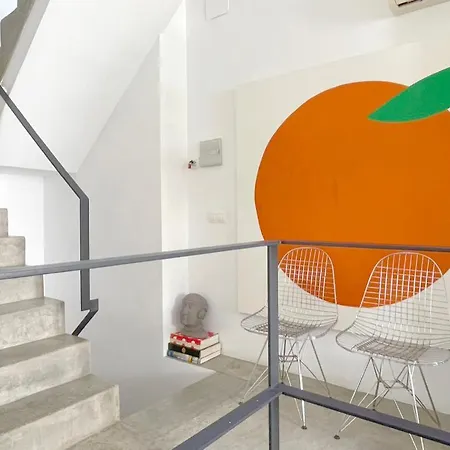 Holiday home Alameda Modern Art House With Outdoor Jacuzzi In Roof *