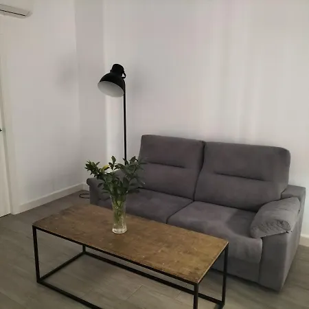A Estrenar Centro, Trastamara 19 Seville