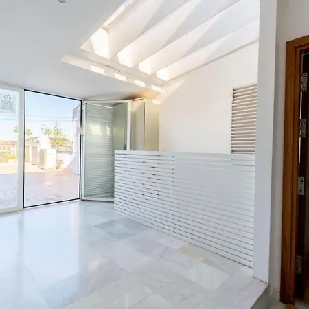 Behouse Alameda Appartement *