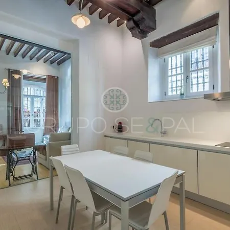 Holiday home Ad10 Full House Near Cathedral By Antonia Diaz Street *
