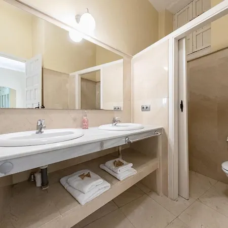 Apartment Aoa Plaza Santa Marta *