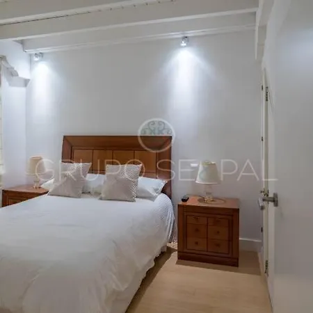 Holiday home Ad10 Full House Near Cathedral By Antonia Diaz Street