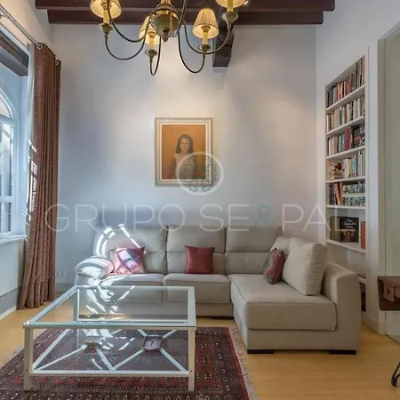 Ad10 Full House Near Cathedral By Antonia Diaz Street Holiday home