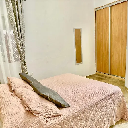 Acogedor Y Moderno En Pleno Centro De Con Parking Gratis Apartment *