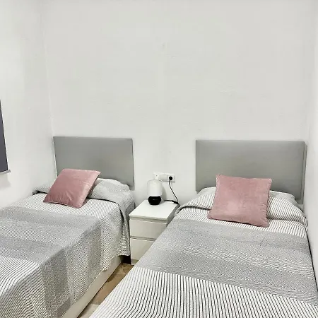 Acogedor Y Moderno En Pleno Centro De Con Parking Gratis Apartment
