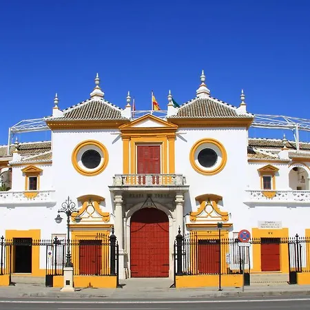 Hotel Maestranza *