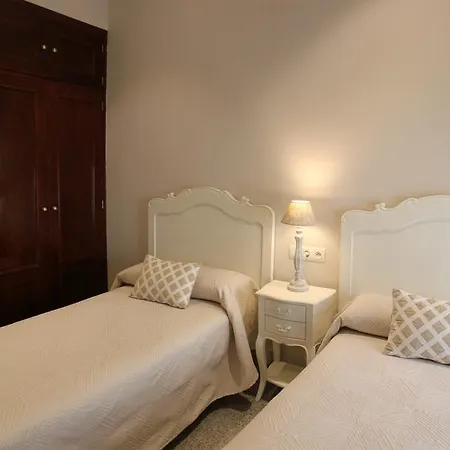 Hotel Maestranza *