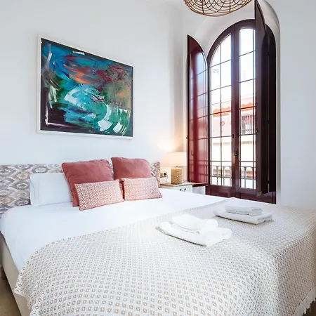 Homeyseville-amazing Penthouse Giralda Views 8 Pax, Parking Optional * Seville