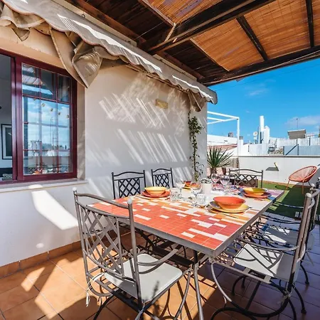 Homeyseville-amazing Penthouse Giralda Views 8 Pax, Parking Optional