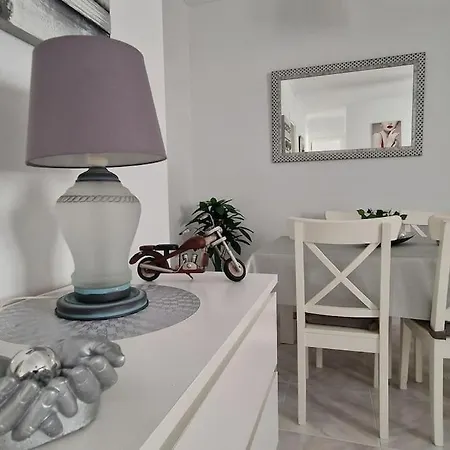 Luminoso Apartamento Centro Triana *