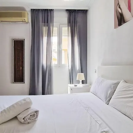 Luminoso Apartamento Centro Triana Apartment *