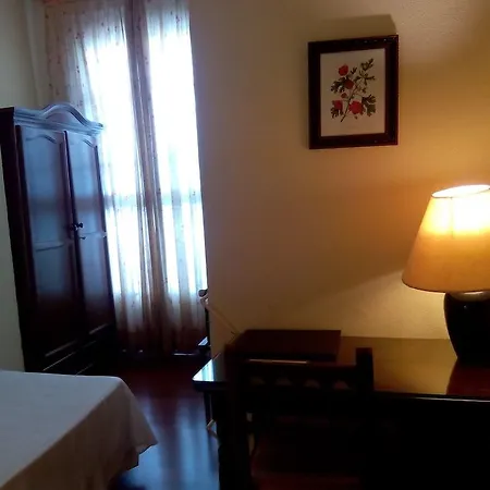 Simon Hotel