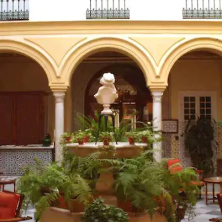 Hotel Simon
