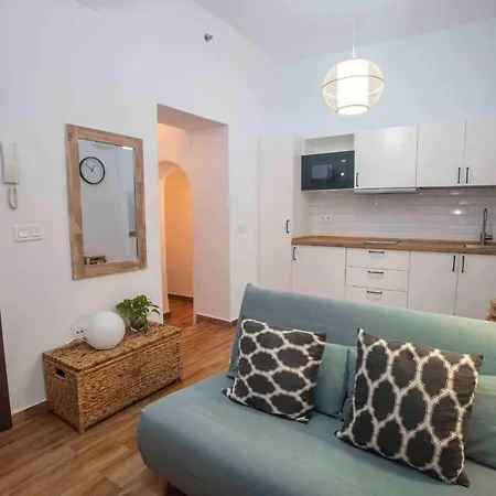 Apartment Cozy In Historic Centre