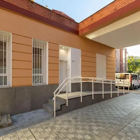 Nuevo Apartamento Clanset, Junto A Palacio Congresos * Sevilla