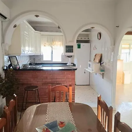 Bonita Casa En * Seville