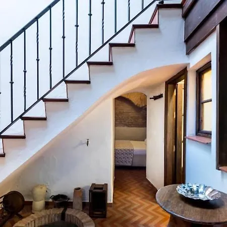 Historic House In The Center Holiday home Seville
