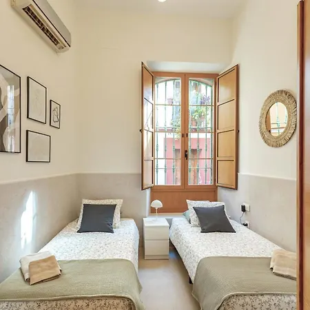 Modern Spacious Of Sevilla