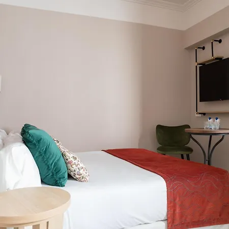 The Honest & Hotel Sevilla