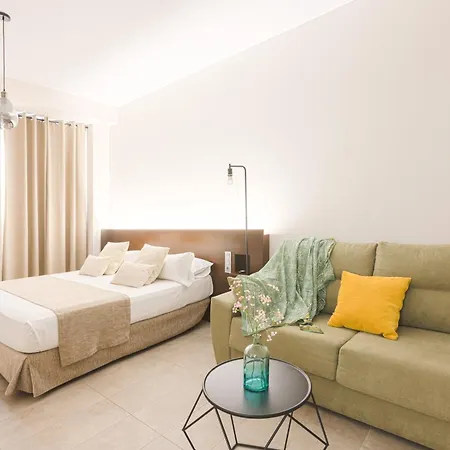 Aacr Monteolivos Hotel 3*