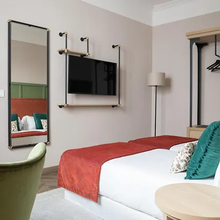 The Honest & Otel *