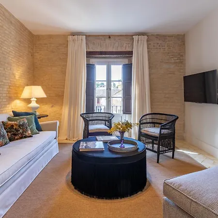 Casa De La Moneda Residence Sevilla 公寓式酒店 *