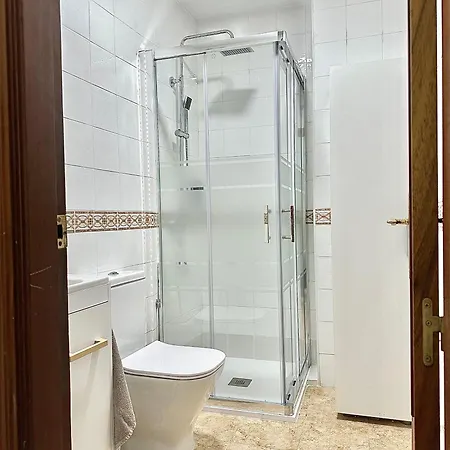 Apartment Acogedor Y Moderno En Pleno Centro De Con Parking Gratis