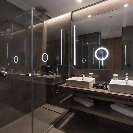 Giralda Center Otel