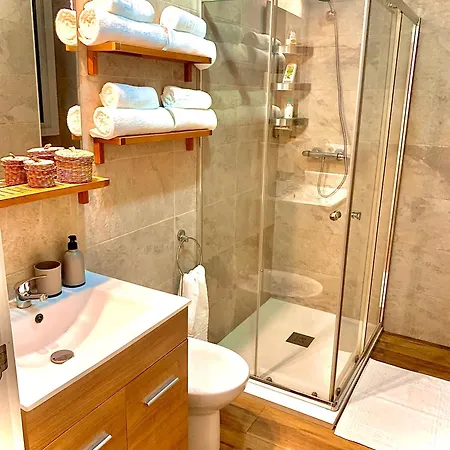 Apartamento Violeta With Cozy Balcony *