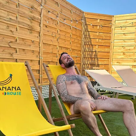 Banana Gay House - Only Men