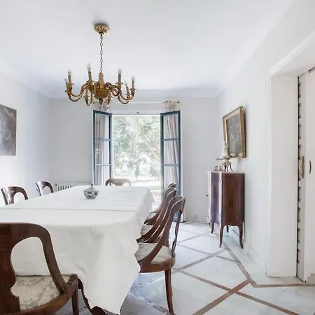 Casa Del Monte * Séville