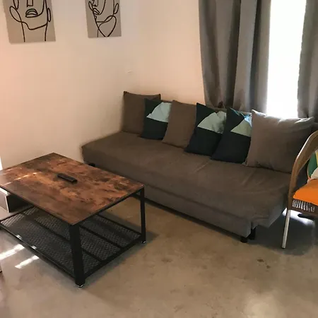 Urban House Siurot 33 Apart Otel 2*