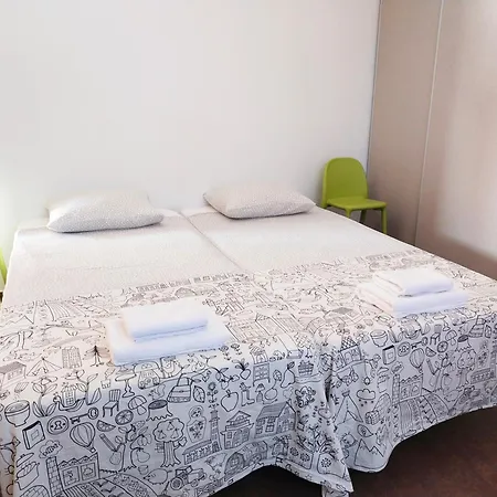 Holiday home Preciosa Casa Grande Con Patio En 8pax Seville