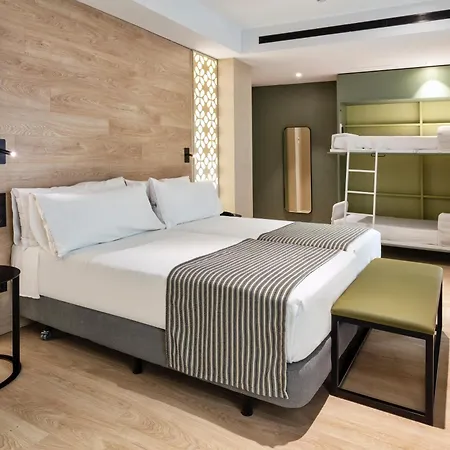 Catalonia Santa Justa Отель 4*