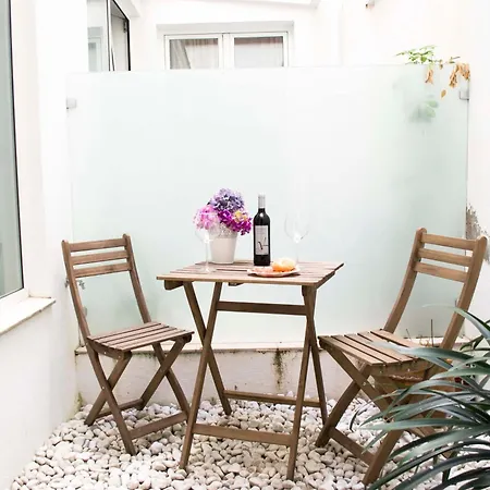Casas Y Patios De Sevilla