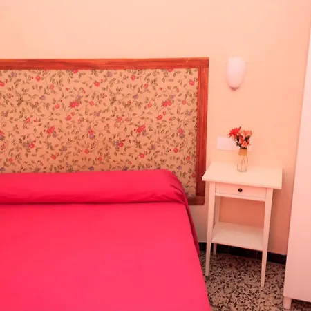 Guest house Azahar 2*