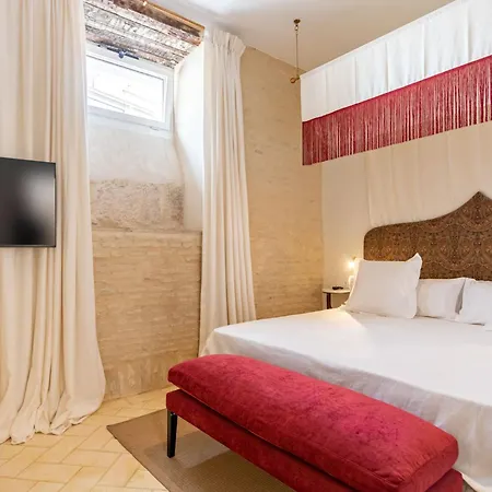 Casa De La Moneda Residence Sevilla 公寓式酒店 *