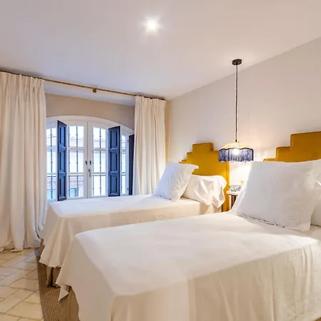 公寓式酒店 Casa De La Moneda Residence Sevilla *
