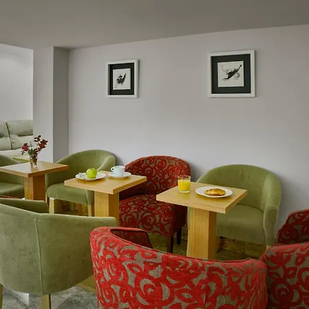 Hotel Reyes Catolicos 3*