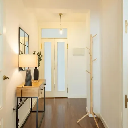 Apartment Alhondiga By Valcambre