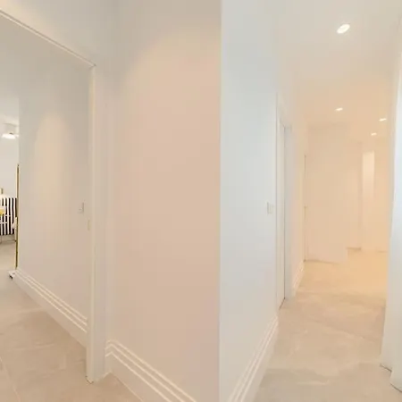 Apartment Isg O'donnell 2-2-free Parking *