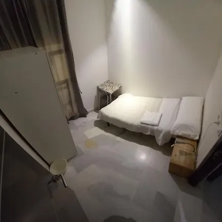 Hostel Central Sevilla ゲストハウス セビリア