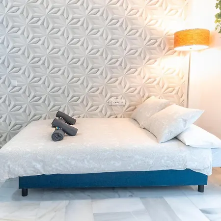 Downtown 3 Bedrooms, 1 Bathroom, Wifi * Seville